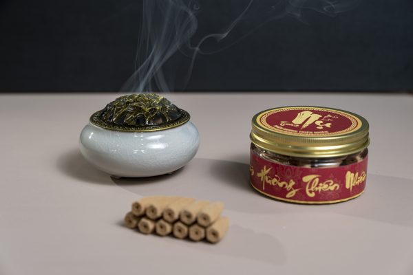 Nụ trầm