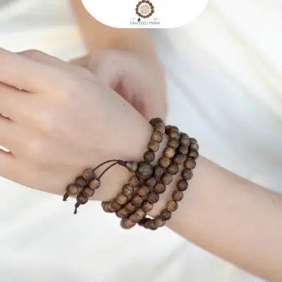 cách vệ sinh vòng tay trầm hương