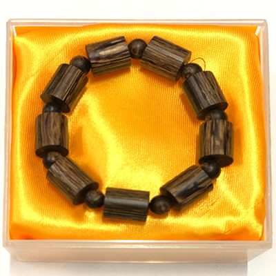 Vòng Trầm Hương Loại 1 – Giá Trị Thật Cho Người Am Hiểu Trầm